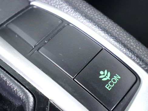Used 2018 Honda Civic EX image 24