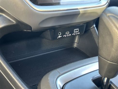 Used 2024 Subaru Crosstrek 2.0i Premium image 25