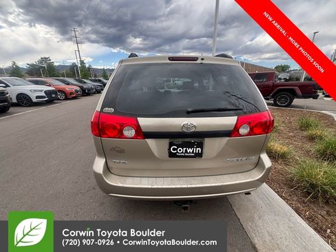 Used 2008 Toyota Sienna CE image 6