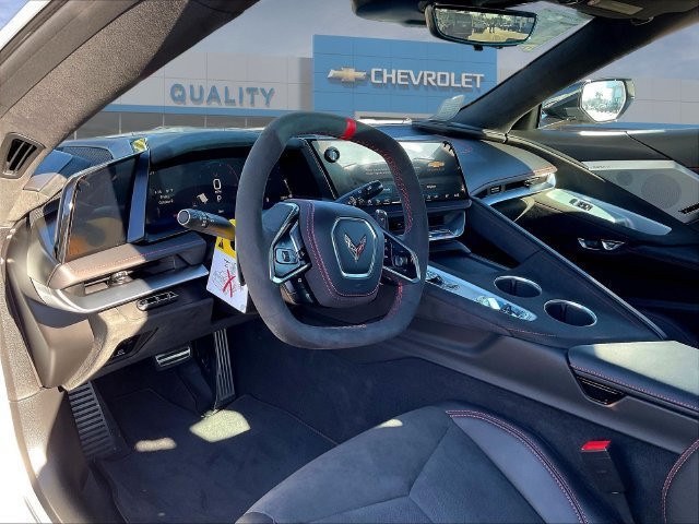 New 2027 Chevrolet Corvette Grand Sport w/ Z52 Sport Performance Package RWD image 9