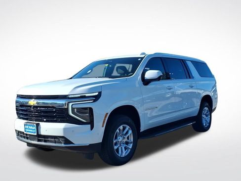 New 2026 Chevrolet Suburban LS RWD image 8