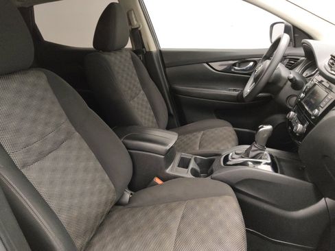 Used 2020 Nissan Rogue Sport SV FWD image 21