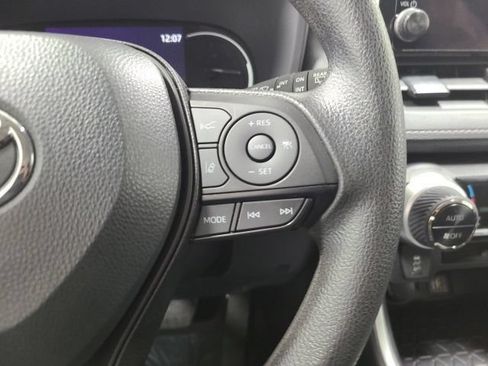 Used 2024 Toyota RAV4 XLE AWD/4WD image 16