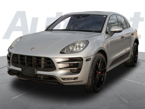 Used 2015 Porsche Macan Turbo image 5
