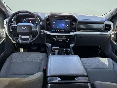 Used 2022 Ford F150 Lightning XLT image 23