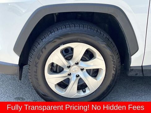 Used 2023 Toyota RAV4 LE AWD/4WD image 11