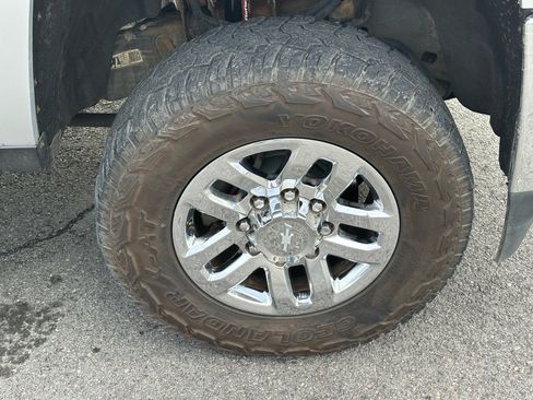 Used 2018 Chevrolet Silverado 2500 LTZ w/ Duramax Plus Package image 18