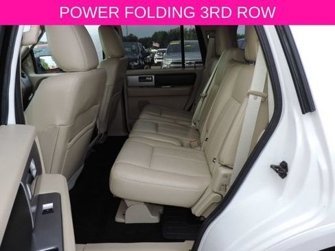 Used 2016 Ford Expedition XLT w/ Equipment Group 202A RWD image 19