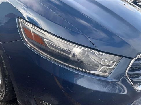 Used 2017 Ford Taurus Limited image 27