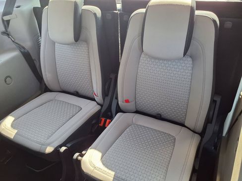 Used 2020 Ford Transit Connect XLT FWD image 8