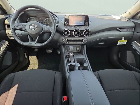 Used 2025 Nissan Sentra S image 11