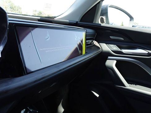 New 2025 Audi Q5 Prestige image 24