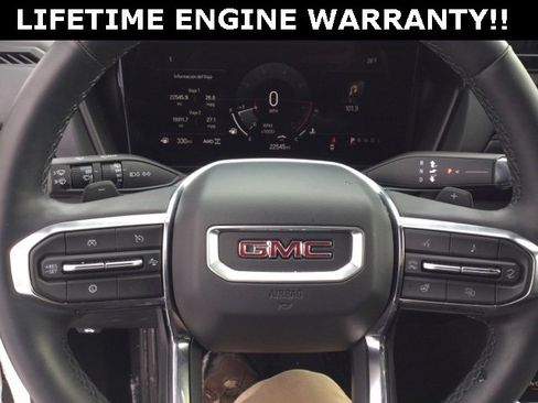 Used 2025 GMC Terrain Elevation image 12