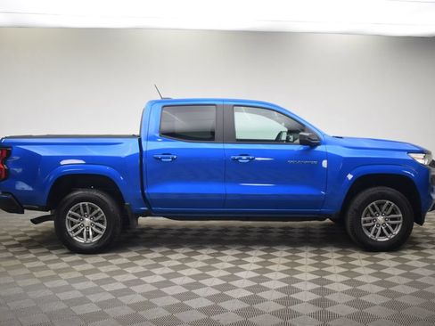 Used 2024 Chevrolet Colorado LT w/ LT Convenience Package RWD image 13