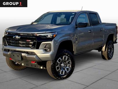 Used 2023 Chevrolet Colorado Z71 w/ Z71 Convenience Package 2