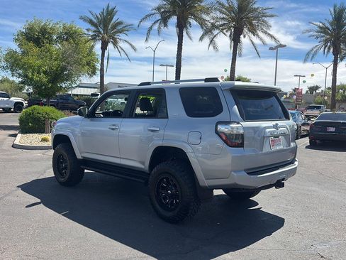Used 2024 Toyota 4Runner SR5 Premium image 4