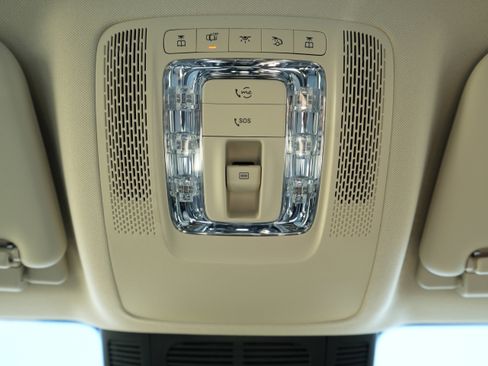 New 2026 Mercedes-Benz GLE 450 4MATIC image 32