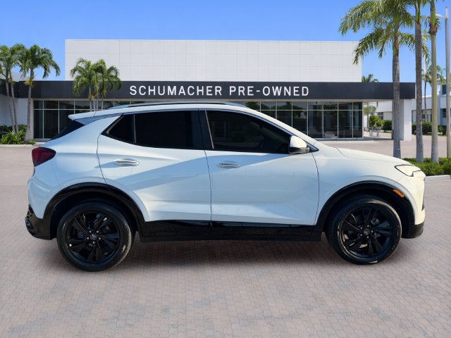 Certified 2024 Buick Encore GX Sport Touring FWD image 8