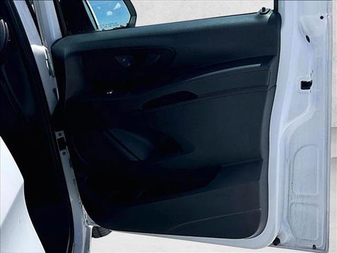 Used 2022 Mercedes-Benz Metris image 18