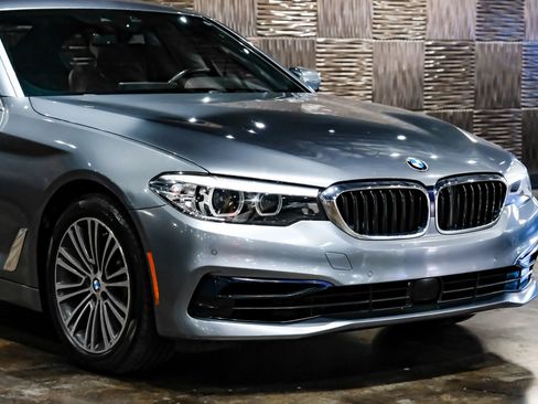 Used 2019 BMW 540i xDrive AWD/4WD image 7