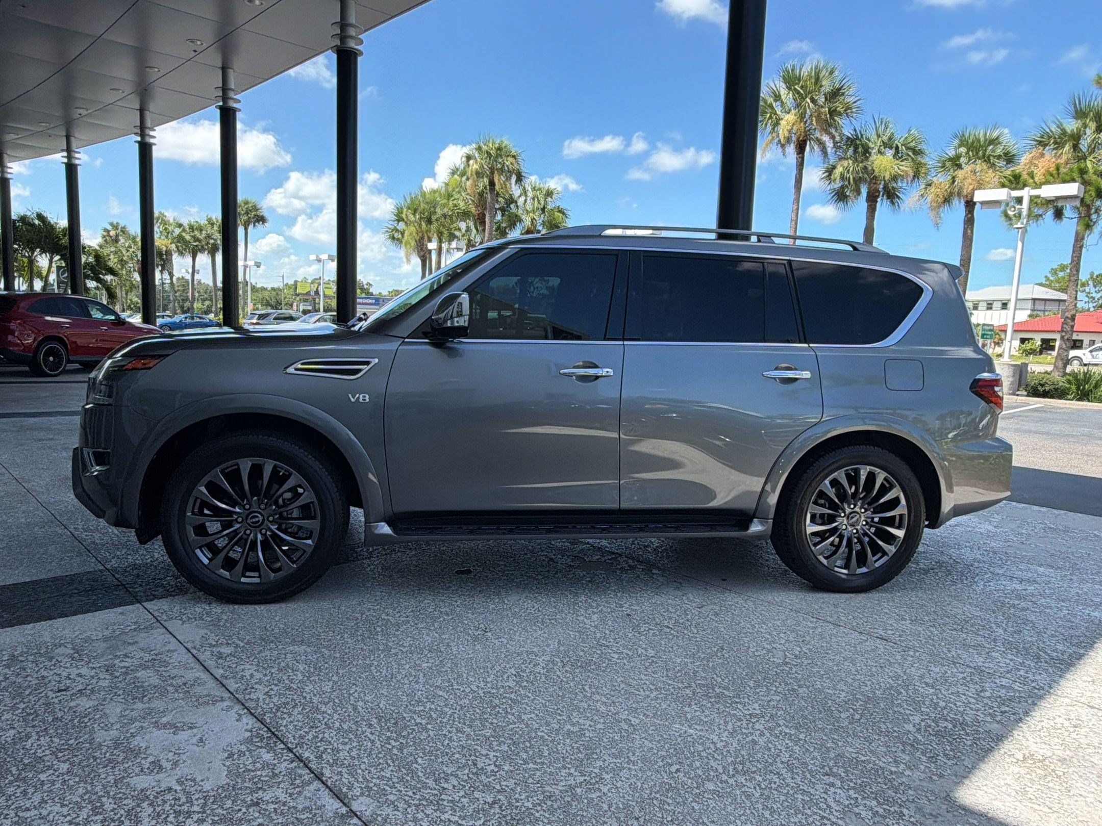 Used 2021 Nissan Armada Platinum w/ Captain's Chairs Package RWD image 2