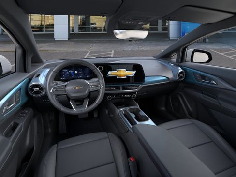 New 2026 Chevrolet Equinox EV LT w/ Convenience Package II FWD image 16
