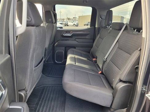 Used 2022 Chevrolet Silverado 1500 LT image 9