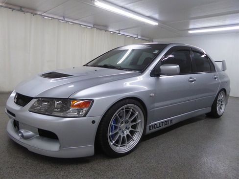 Used 2006 Mitsubishi Lancer Evolution IX image 9