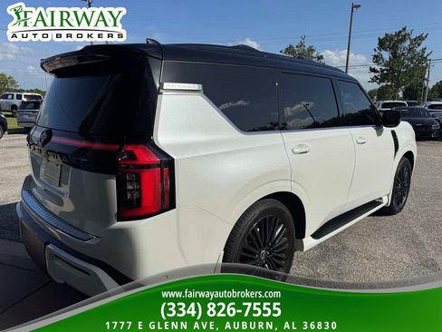 Used 2025 Nissan Armada Platinum Reserve AWD/4WD image 43