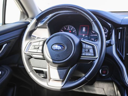 Used 2025 Subaru Outback Premium image 16