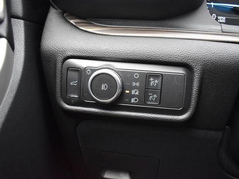 Used 2022 Ford Explorer Limited w/ Equipment Group 301A image 18