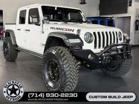 Used 2021 Jeep Gladiator Rubicon AWD/4WD image 2