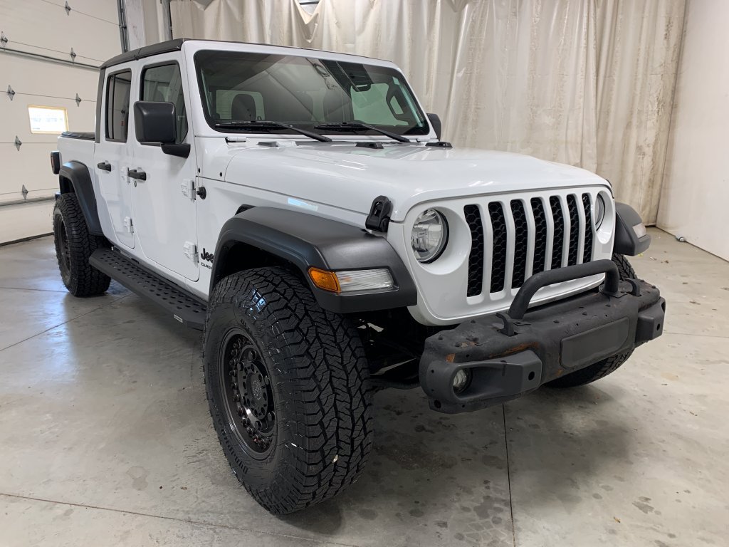 Used 2021 Jeep Gladiator Sport w/ Trailer Tow Package AWD/4WD image 13