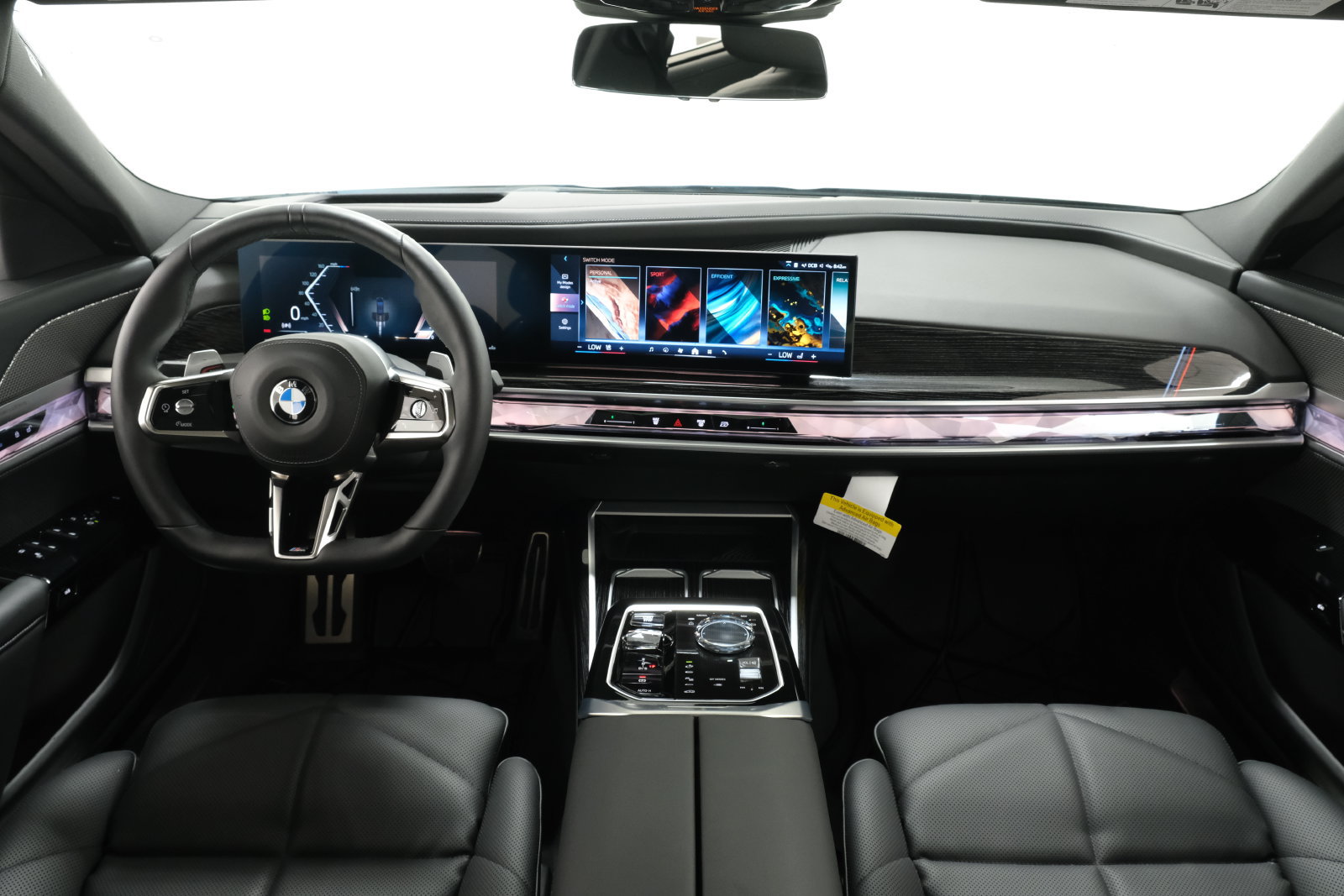 Used 2024 BMW 740i xDrive w/ Premium Package 2 AWD/4WD image 9