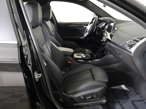 Used 2025 BMW X4 xDrive30i image 34