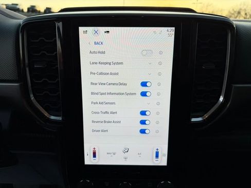 Used 2025 Ford Ranger XLT image 29