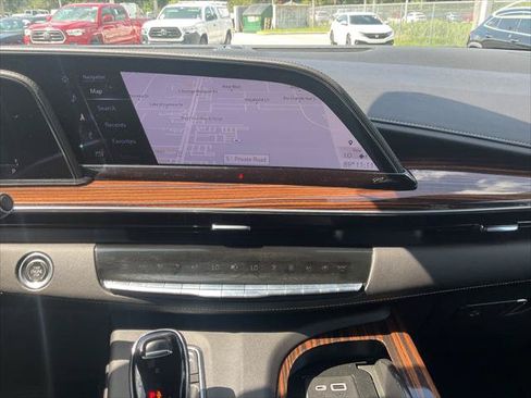 Used 2022 Cadillac Escalade ESV Luxury RWD image 22