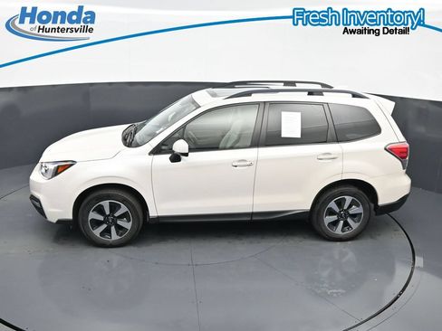 Used 2018 Subaru Forester 2.5i Premium w/ All-Weather Package AWD/4WD image 18