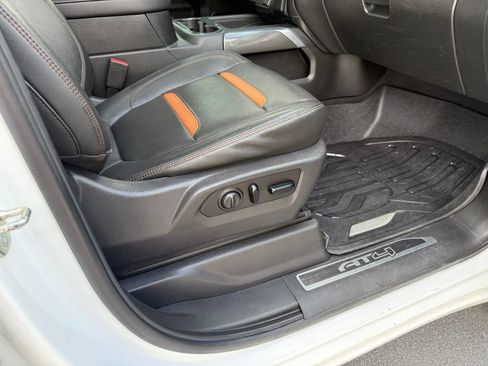 Used 2019 GMC Sierra 1500 AT4 w/ AT4 Premium Package AWD/4WD image 44