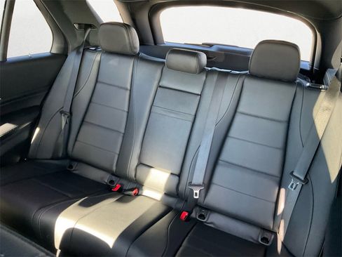 Used 2024 Mercedes-Benz GLE 450 4MATIC image 9