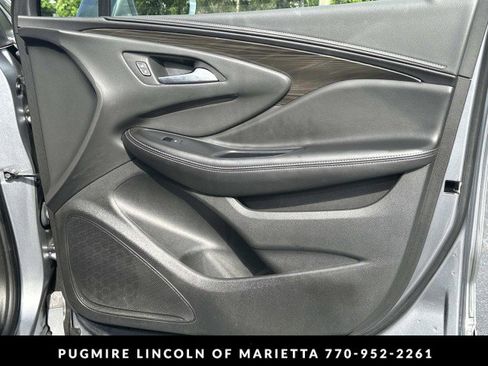 Used 2020 Buick Envision Essence w/ Experience Buick Package FWD image 14
