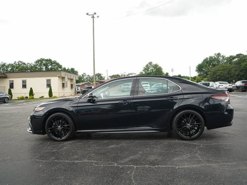 Used 2021 Toyota Camry XSE FWD image 24