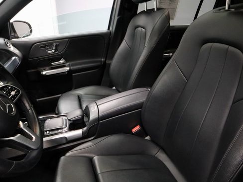Used 2021 Mercedes-Benz GLB 250 4MATIC image 24