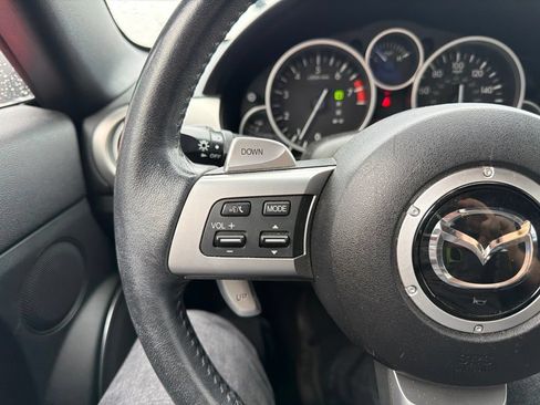 Used 2009 MAZDA MX-5 Miata Grand Touring w/ Premium Pkg RWD image 10