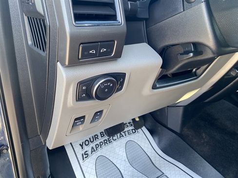 Used 2018 Ford F150 XLT w/ Equipment Group 302A Luxury image 21