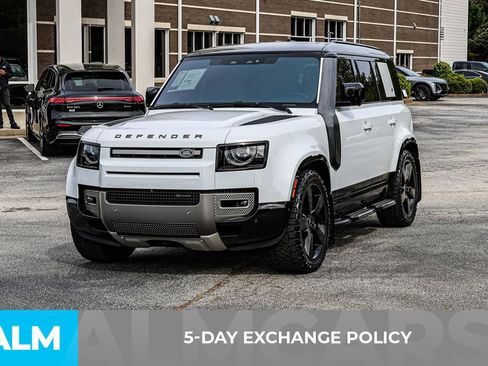 Used 2022 Land Rover Defender 110 X-Dynamic SE AWD/4WD image 4
