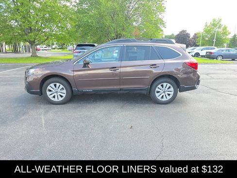 Used 2019 Subaru Outback 2.5i Premium AWD/4WD image 5