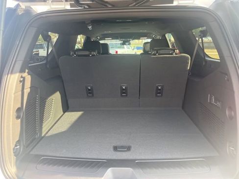 New 2026 GMC Yukon XL Elevation image 10