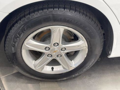 Used 2022 Chevrolet Malibu LT image 49