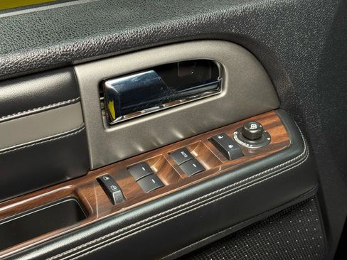 Used 2015 Ford Expedition EL Platinum image 36